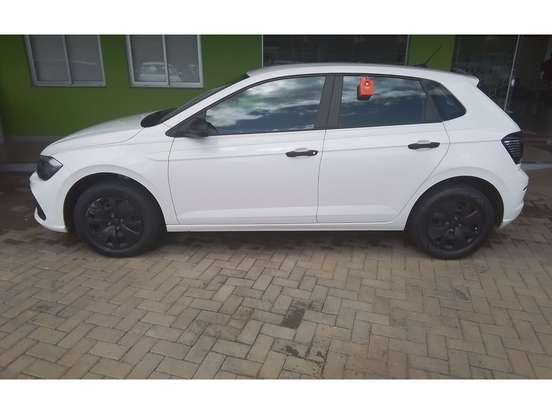 VOLKSWAGEN-POLO-1.0 MPI TRACK MANUAL VOLKSWAGEN-POLO-2025