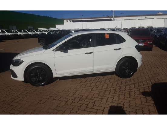VOLKSWAGEN-POLO-2025