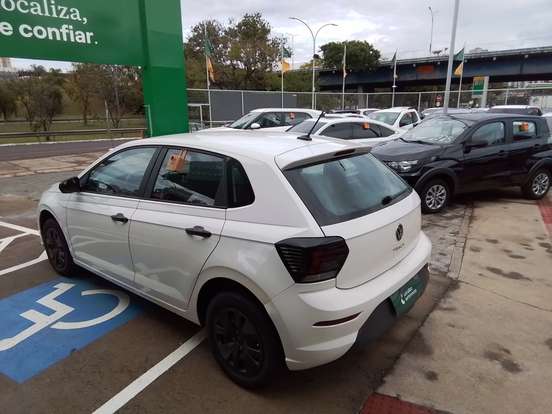 VOLKSWAGEN-POLO-2025