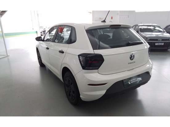 VOLKSWAGEN-POLO-2025