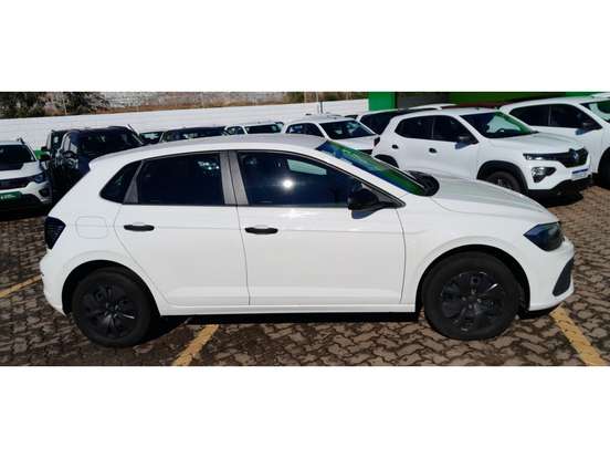 VOLKSWAGEN-POLO-2025
