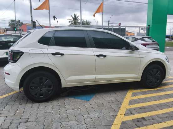VOLKSWAGEN-POLO-2025