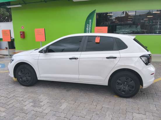VOLKSWAGEN-POLO-2025