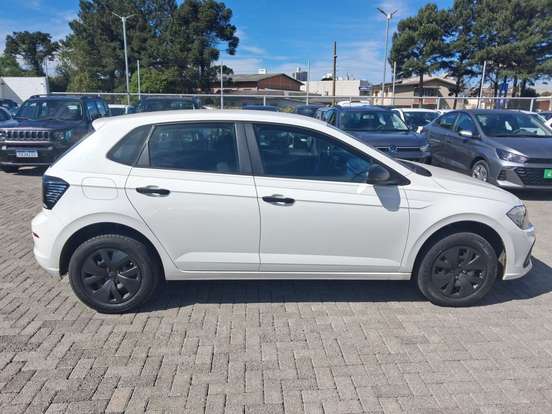 VOLKSWAGEN-POLO-2025