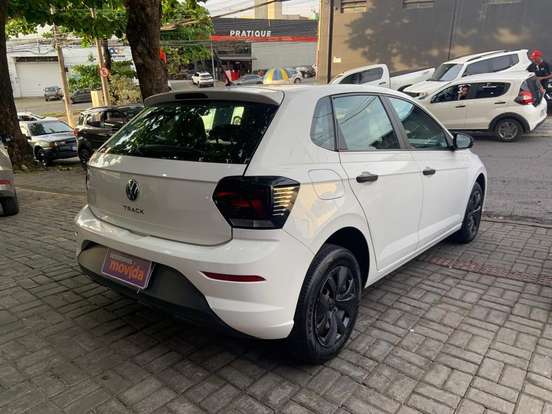 VOLKSWAGEN-POLO-2024