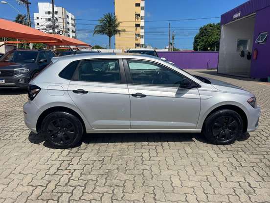 VOLKSWAGEN-POLO-2024