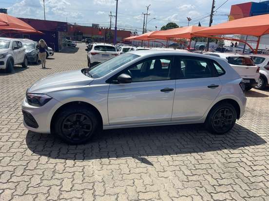 VOLKSWAGEN-POLO-2024
