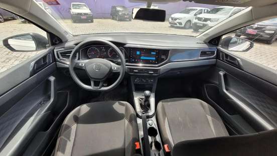 VOLKSWAGEN-POLO-2024