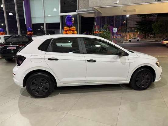 VOLKSWAGEN-POLO-2024