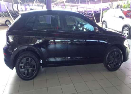 VOLKSWAGEN-POLO-2025