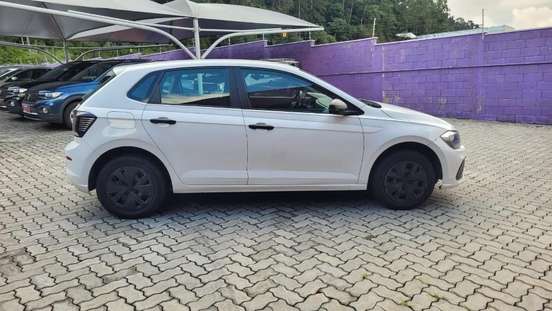 VOLKSWAGEN-POLO-2023