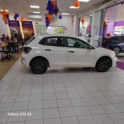 VOLKSWAGEN-POLO-2024