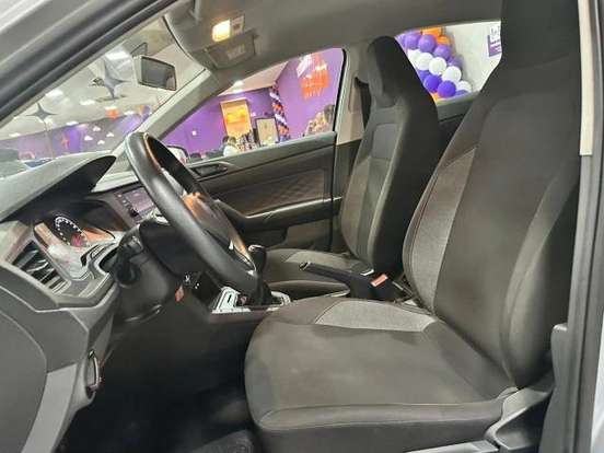VOLKSWAGEN-POLO-2025