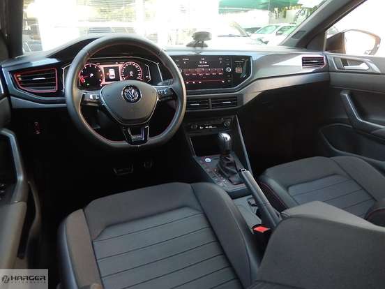 VOLKSWAGEN-POLO-2020