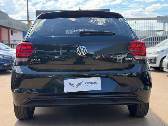 VOLKSWAGEN-POLO-2020