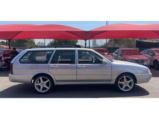 VOLKSWAGEN-QUANTUM-2001