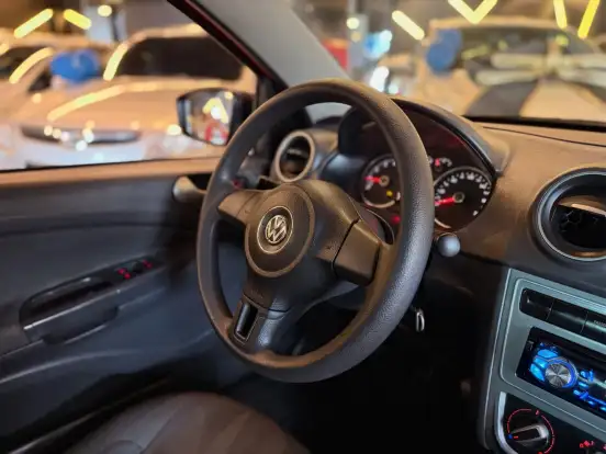VOLKSWAGEN-SAVEIRO-2015