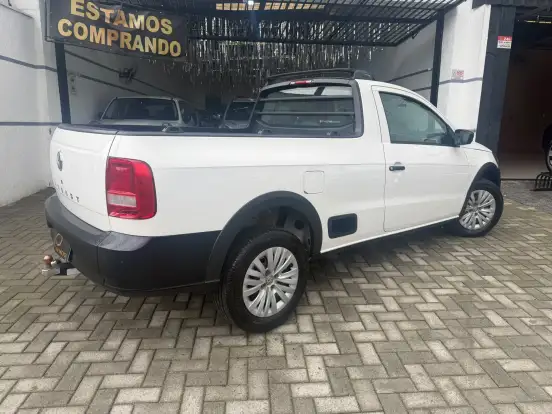 VOLKSWAGEN-SAVEIRO-2023