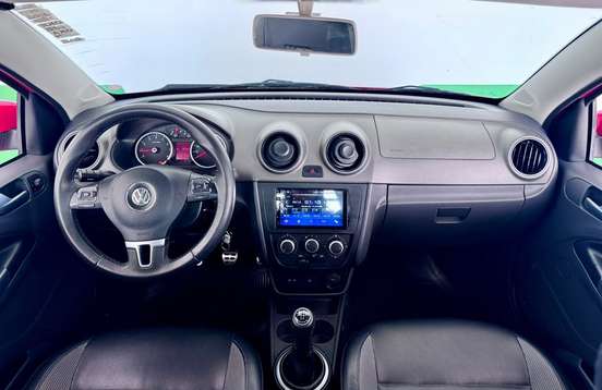 VOLKSWAGEN-SAVEIRO-2012
