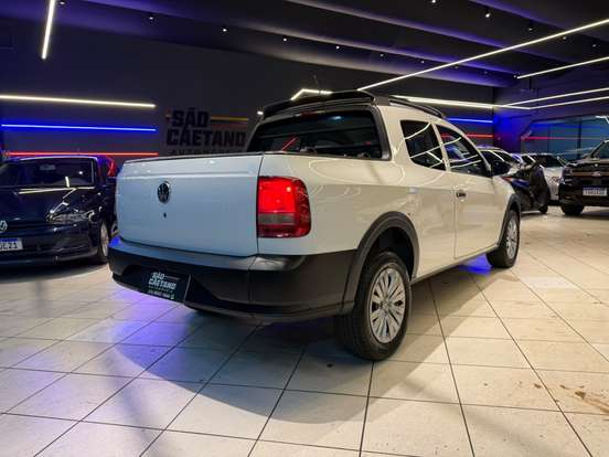 VOLKSWAGEN-SAVEIRO-2022
