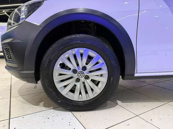 VOLKSWAGEN-SAVEIRO-2022