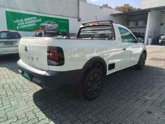 VOLKSWAGEN-SAVEIRO-2024