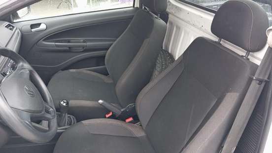 VOLKSWAGEN-SAVEIRO-2025