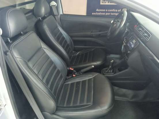 VOLKSWAGEN-SAVEIRO-2023