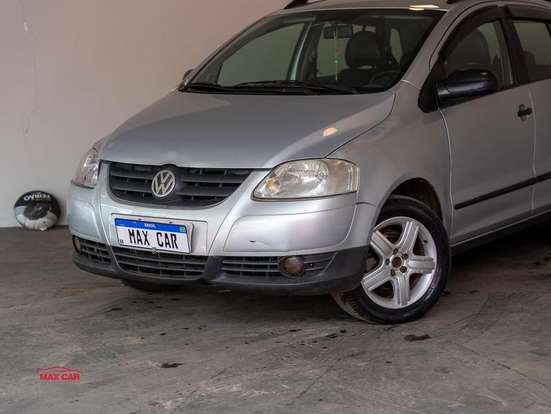 VOLKSWAGEN-SPACEFOX-2008