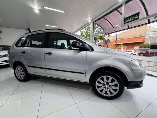 VOLKSWAGEN-SPACEFOX-2007