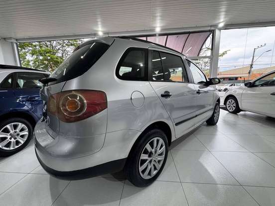 VOLKSWAGEN-SPACEFOX-2007