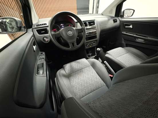 VOLKSWAGEN-SPACEFOX-1.6 MI TREND 8V FLEX 4P MANUAL VOLKSWAGEN-SPACEFOX-2013