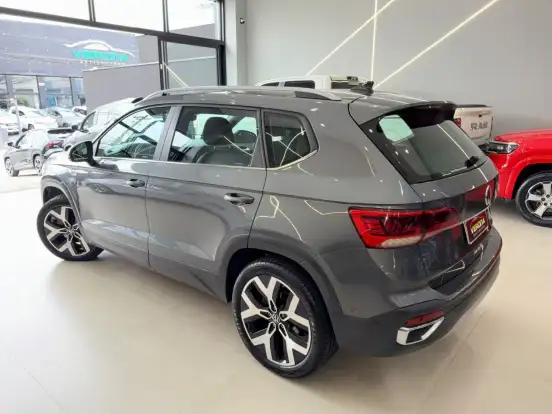 VOLKSWAGEN-TAOS-1.4 250 TSI TOTAL FLEX HIGHLINE AUTOMÁTICO VOLKSWAGEN-TAOS-2024
