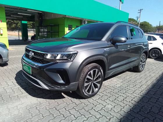 VOLKSWAGEN TAOS 1.4 250 TSI TOTAL FLEX COMFORTLINE AUTOMÁTICO