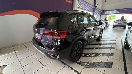 VOLKSWAGEN-TAOS-2024