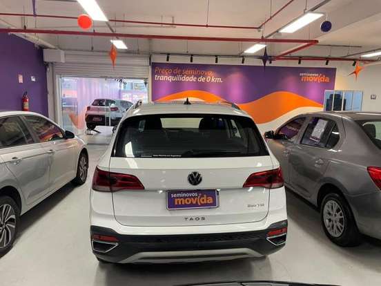 VOLKSWAGEN-TAOS-2025