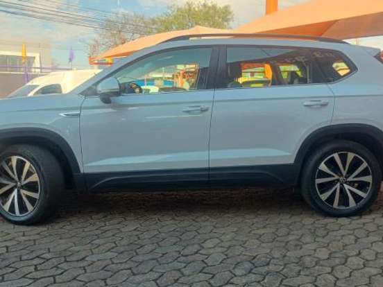 VOLKSWAGEN-TAOS-1.4 250 TSI TOTAL FLEX COMFORTLINE AUTOMÁTICO VOLKSWAGEN-TAOS-2025