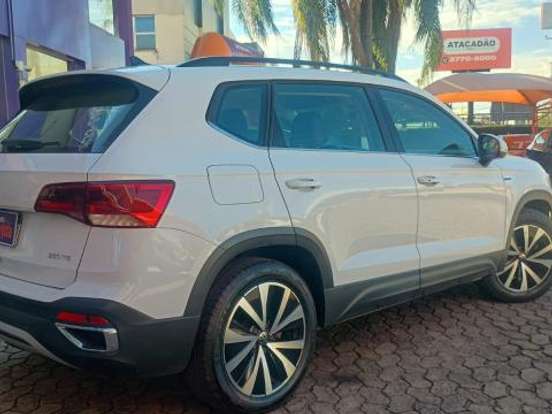VOLKSWAGEN-TAOS-1.4 250 TSI TOTAL FLEX COMFORTLINE AUTOMÁTICO VOLKSWAGEN-TAOS-2025