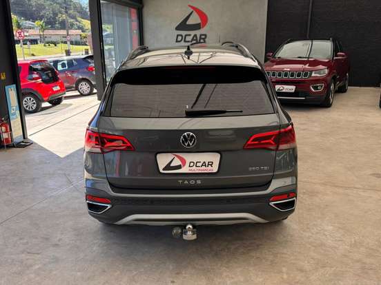 VOLKSWAGEN-TAOS-1.4 250 TSI TOTAL FLEX COMFORTLINE AUTOMÁTICO VOLKSWAGEN-TAOS-2023
