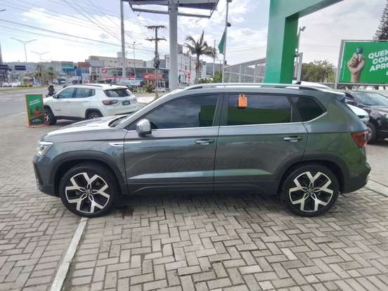 VOLKSWAGEN-TAOS-1.4 250 TSI TOTAL FLEX HIGHLINE AUTOMÁTICO VOLKSWAGEN-TAOS-2024