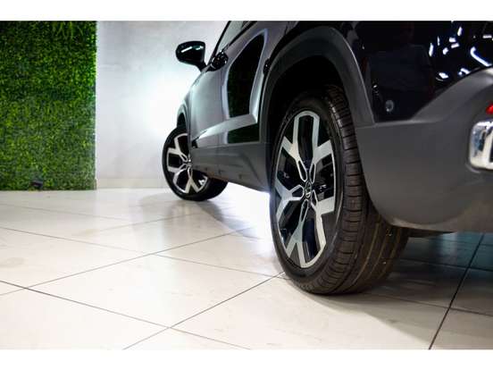 VOLKSWAGEN-TAOS-2024