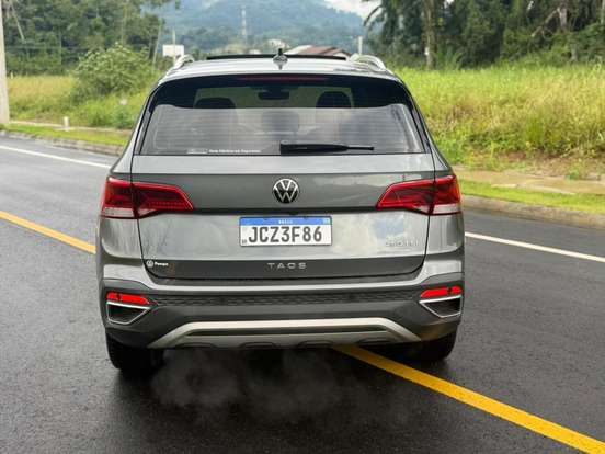 VOLKSWAGEN-TAOS-2024