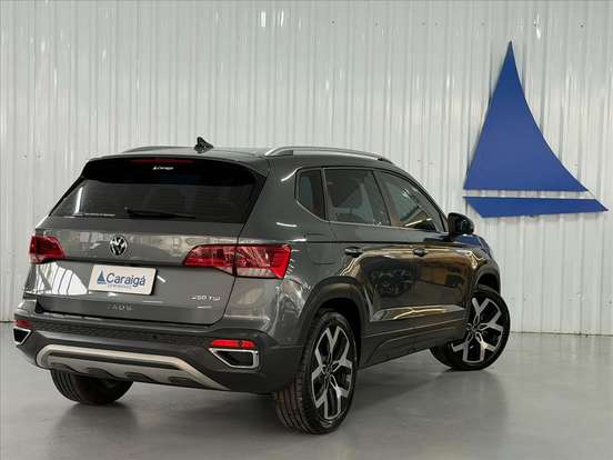 VOLKSWAGEN-TAOS-1.4 250 TSI TOTAL FLEX HIGHLINE AUTOMÁTICO VOLKSWAGEN-TAOS-2024
