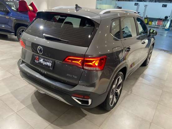 VOLKSWAGEN-TAOS-1.4 250 TSI TOTAL FLEX HIGHLINE AUTOMÁTICO VOLKSWAGEN-TAOS-2023