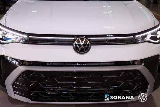 VOLKSWAGEN-TAOS-2026
