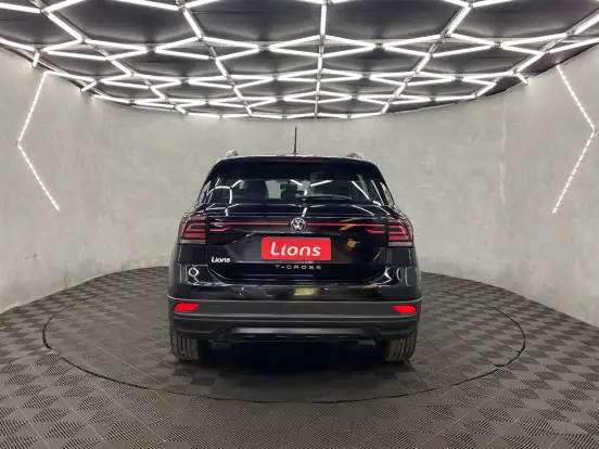 VOLKSWAGEN-T-CROSS-2022