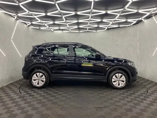 VOLKSWAGEN-T-CROSS-1.0 200 TSI TOTAL FLEX AUTOMÁTICO VOLKSWAGEN-T-CROSS-2022