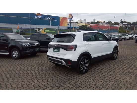 VOLKSWAGEN-T-CROSS-2024