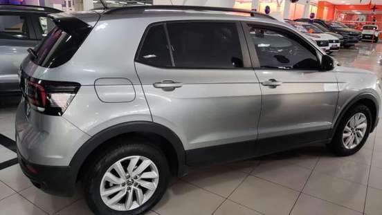 VOLKSWAGEN-T-CROSS-2024