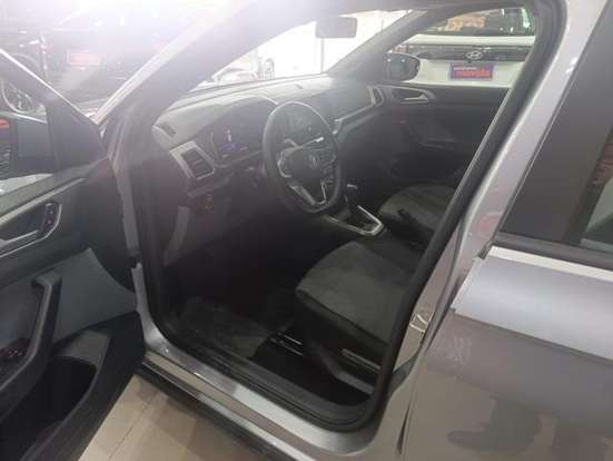 VOLKSWAGEN-T-CROSS-2025